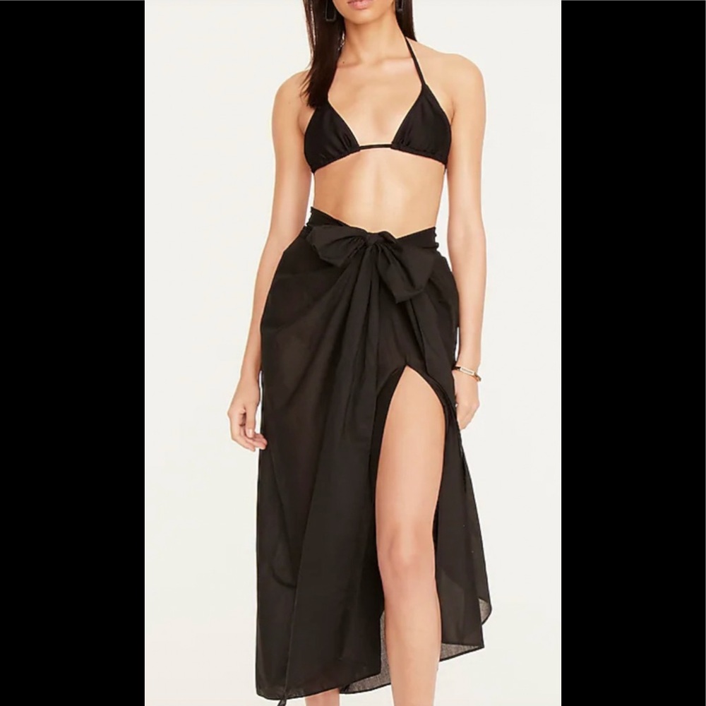 NWT J.Crew Convertible Beach Sarong in Black